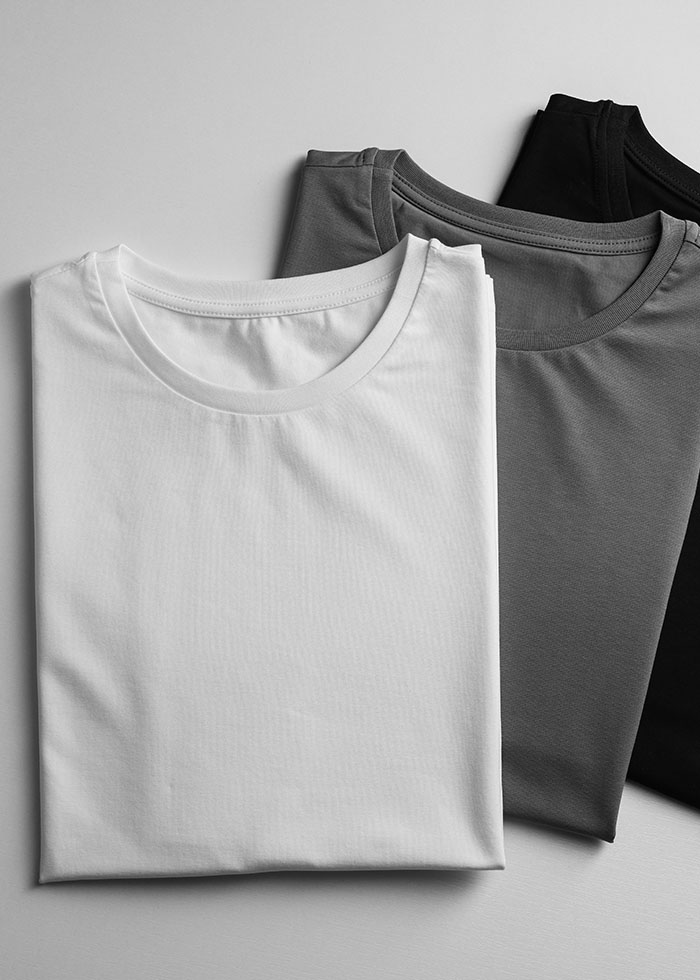 blank-t-shirts-2550336673-crop1